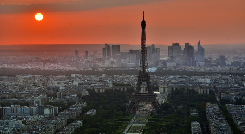 Por do sol em Paris